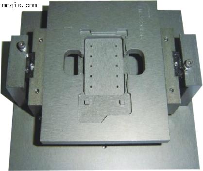 PCB冲切机